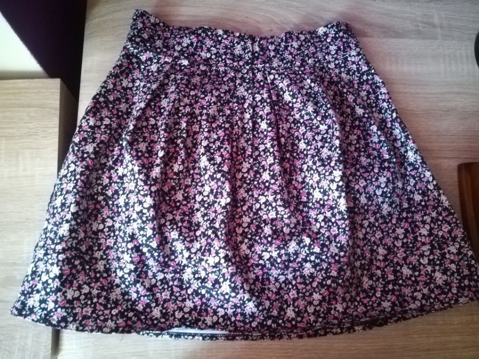 spódniczka w kwiaty S Boho retro śliczna