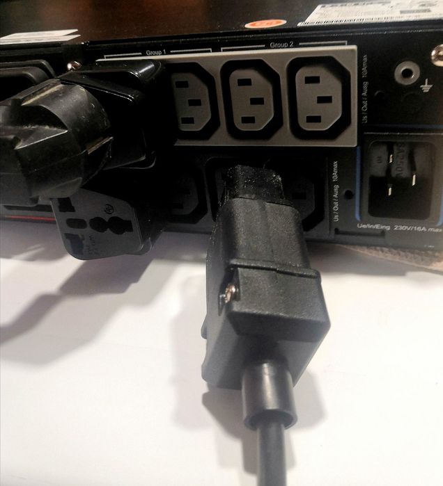 Инвертор 2.2квт  " EATON" 5PX2200iRT