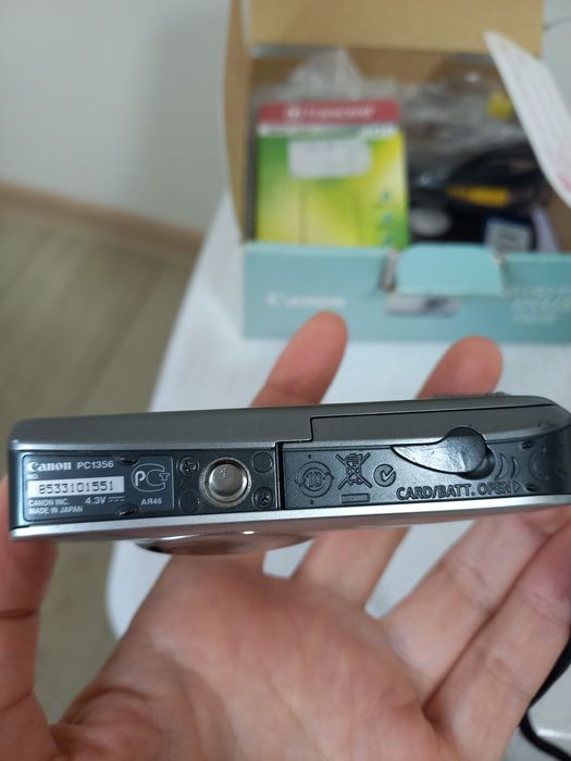 Фотоапарат Canon IXUS 110 IS чудовий стані карта пам'яті чохол зарядка
