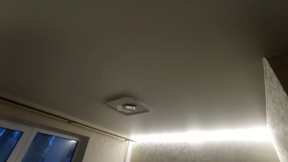 Самые бюджетные натяжные потолки в регионе.  Натяжні стелі.