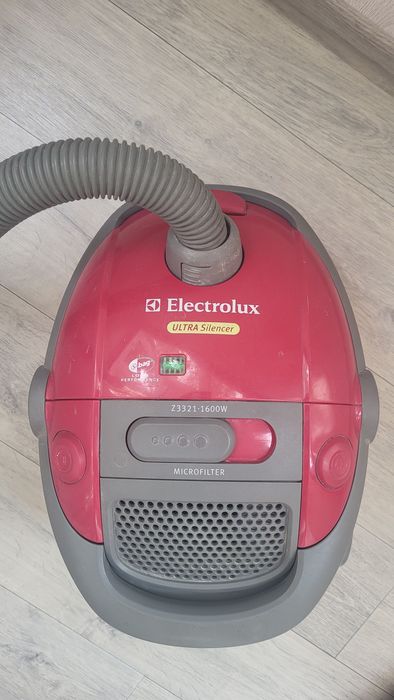 Пылесос Electrolux Ultra Silencer Z3321C