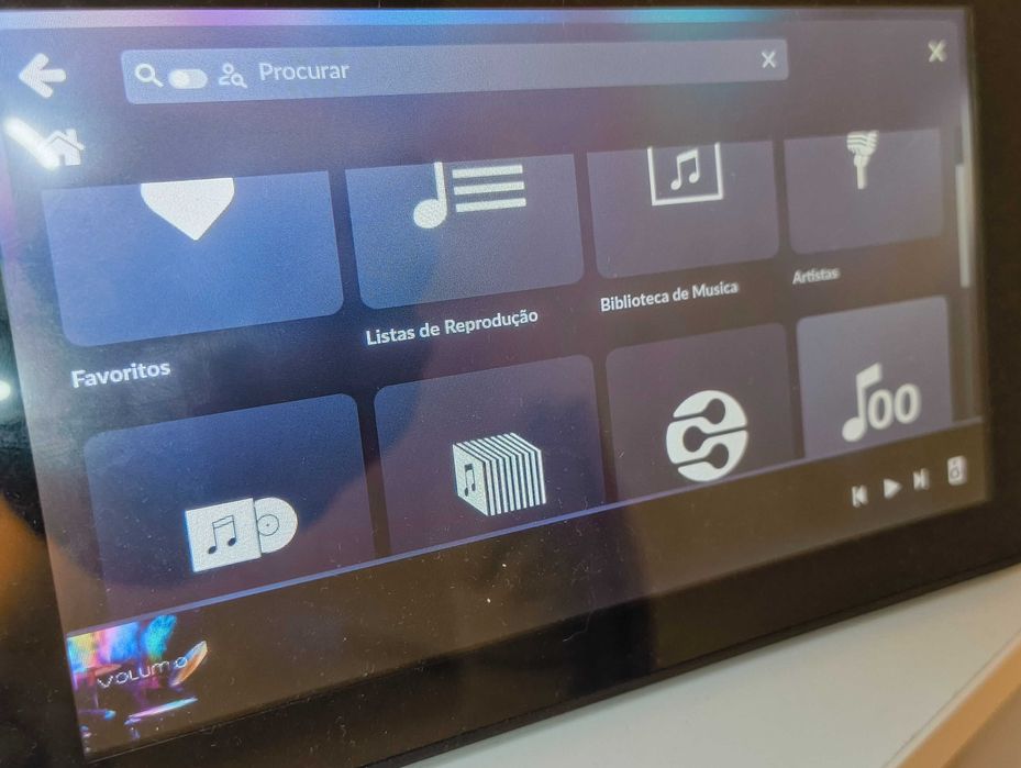 Streamer Raspberry Pi4 com ecrã táctil64739507806465121