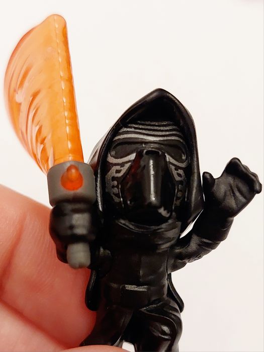 Zestaw figurki Star Wars Kinder Joy – Darth Vader & Kylo Ren