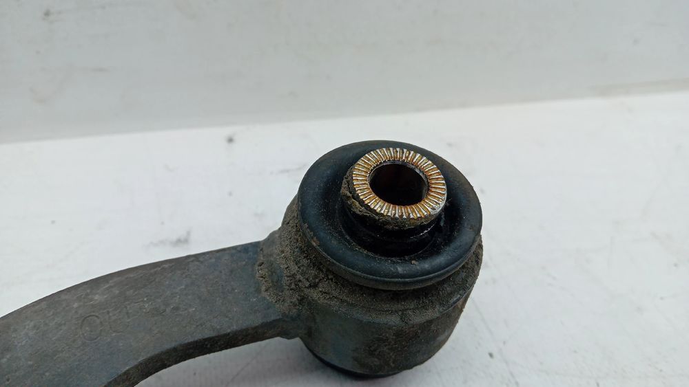 Braço de suspensão trás direito TOYOTA Avensis Wagon (_T27_)