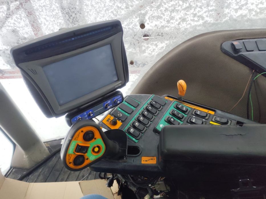 АКЦІЯ!Самохідний обприскувач CASE IH 3330