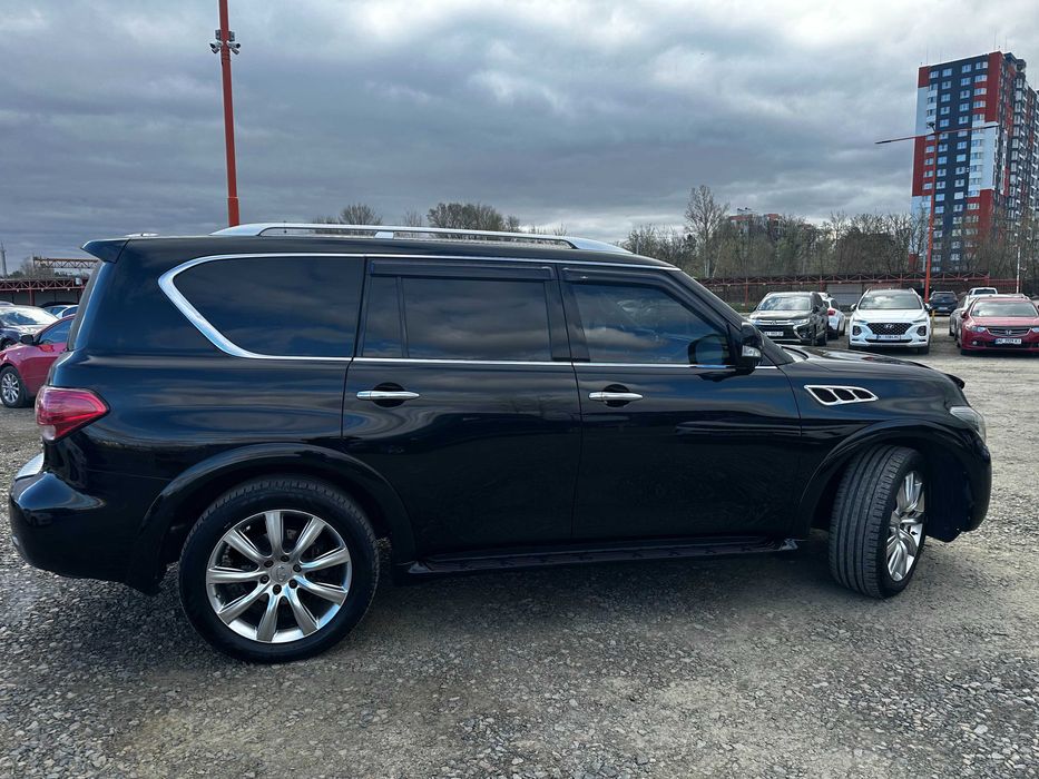 Infiniti QX80 Europa