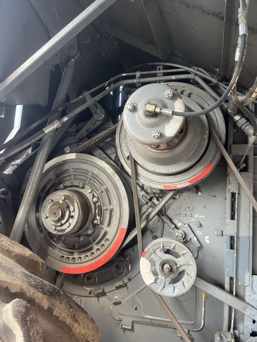 Acros 580,в коплекті з жаткою на транспортному візку