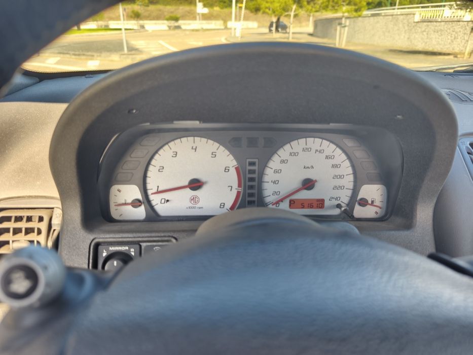 MG TF 1.8i stepspeed 120cv ( automatico )