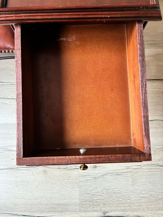 Namoradeira / Móvel para Telefone