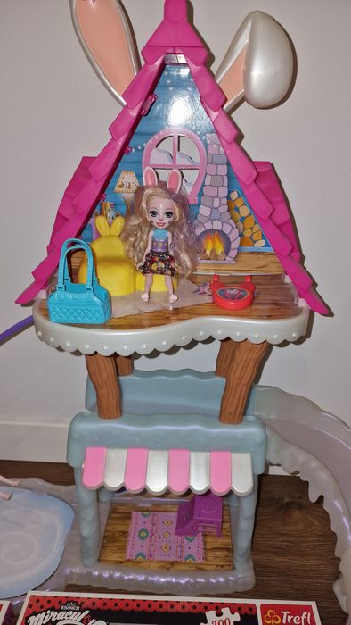 Enchantimals zimowa chatka + inne zabawki