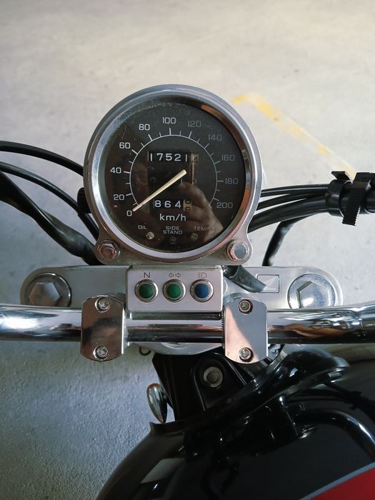 Honda shadow 1100 1999 e yamaha xj 600 N