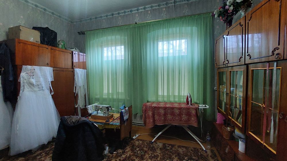 Продам 2-кімнатну квартиру. Вул.Покровська,28