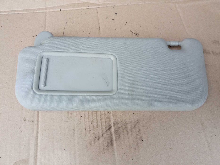 TOYOTA AURIS I 2006 -2012 osłona przeciwsłoneczna lewa europa