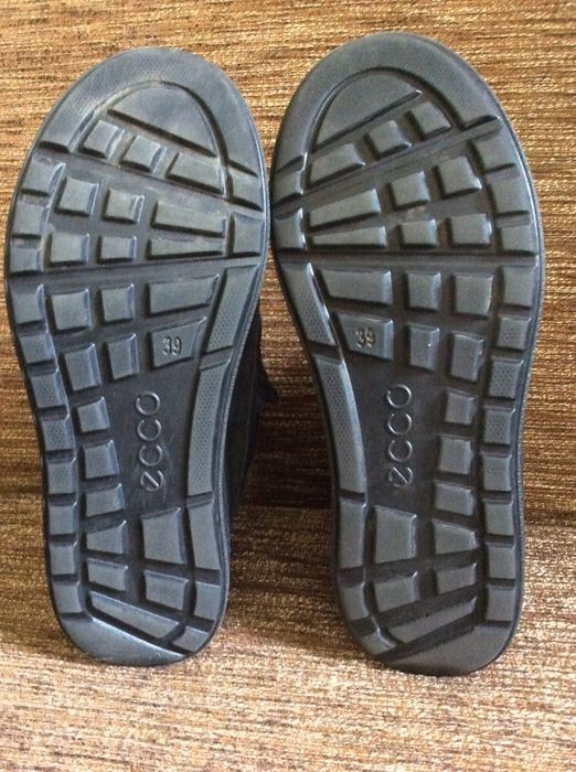 Ботинки Ecco 39 р.