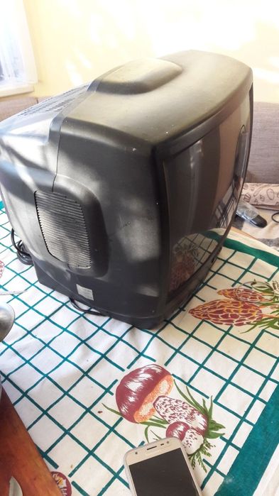 Телевізор невеликий Amcol