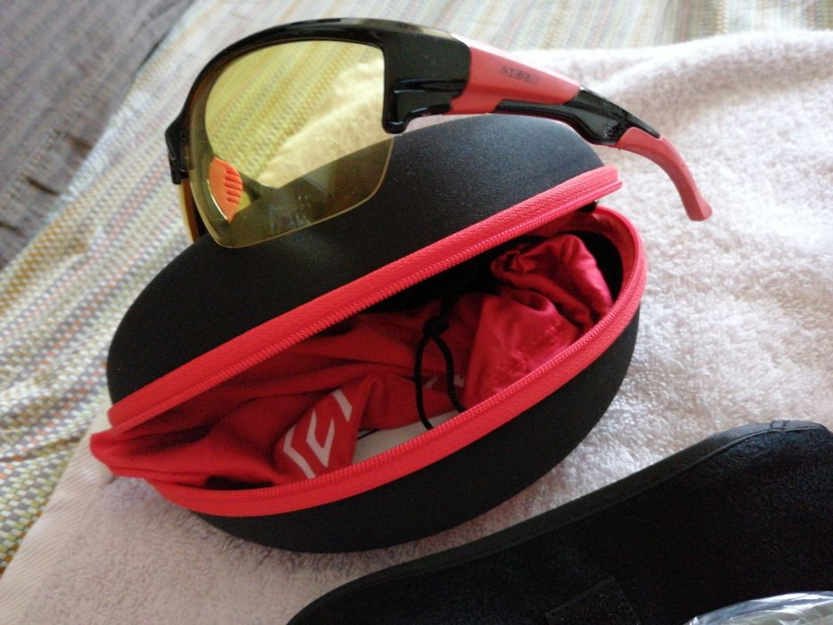 Óculos de sol Berg de 3 lentes novos