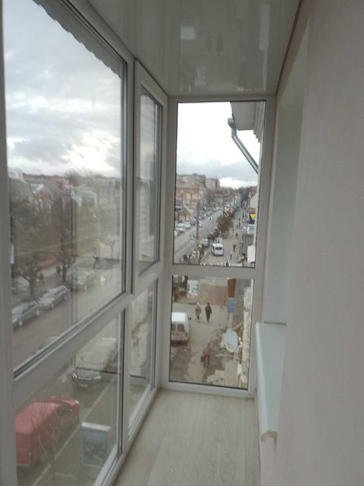 Дво кімнатна квартира подобово,погодинно.Вулиця европейска 20