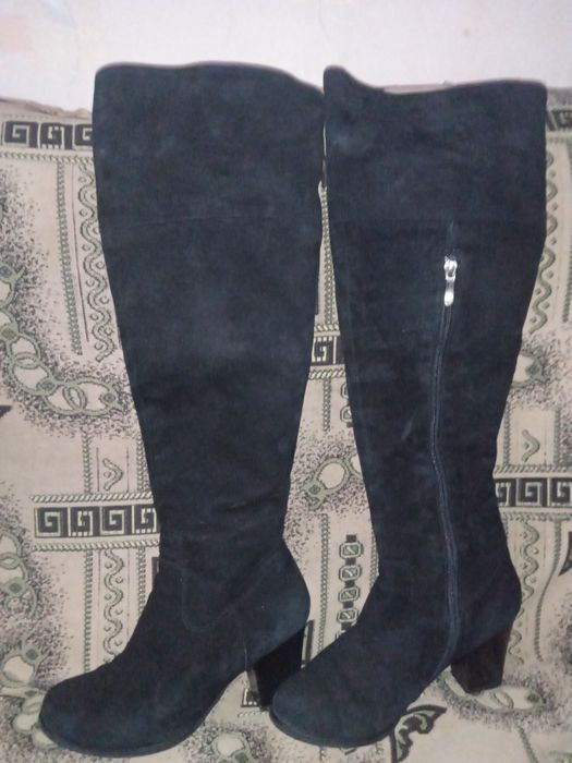 Жиночи зимови замшеви сапоги Monroе Star б/в