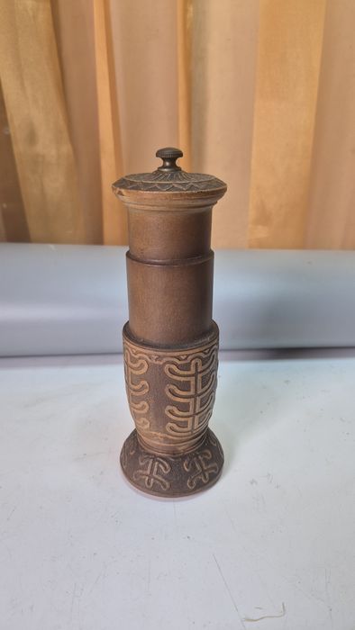 Piękna stara pieprzniczka młynek starocia PRL (17