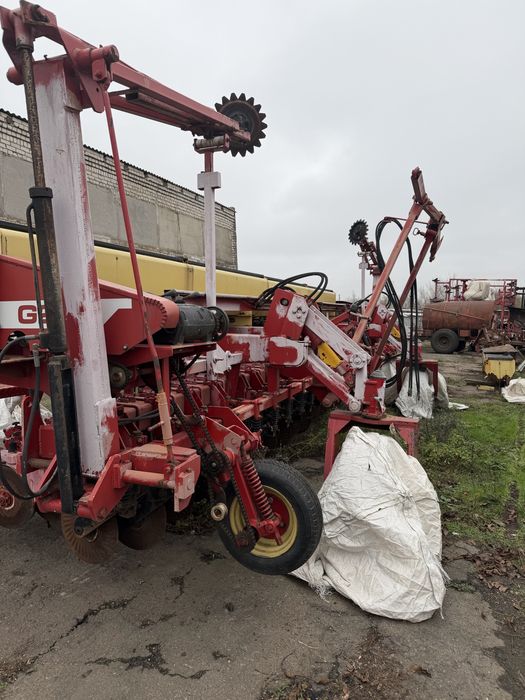 Сівалка GHERARDI  G 240   NO TILL для  посіву  сої та зернових