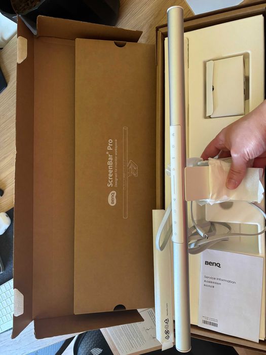 BenQ ScreenBar Pro Monitor Light Prateada