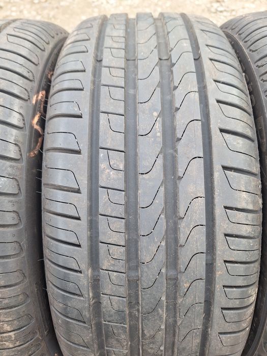 Opony letnie Pirelli Cintuaro P7 215 45 r18