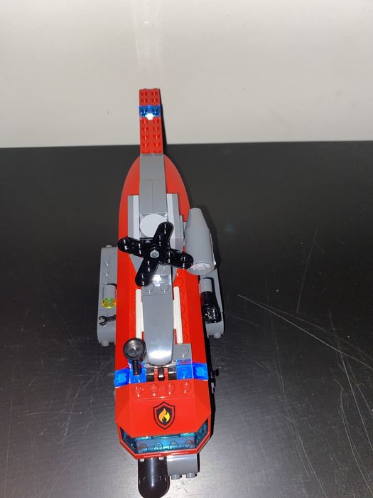 Helicóptero dos bombeiros- Lego