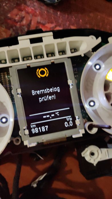 Дисплей панель приборов, ремонт, замена панели приборов, audi/vw/skoda