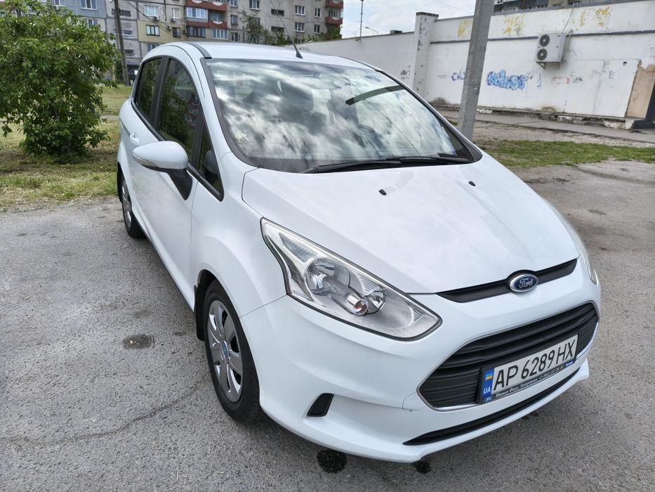 Ford B-max власник