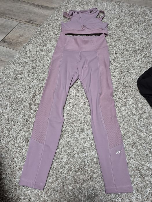 Лосини Oysho, Reebok