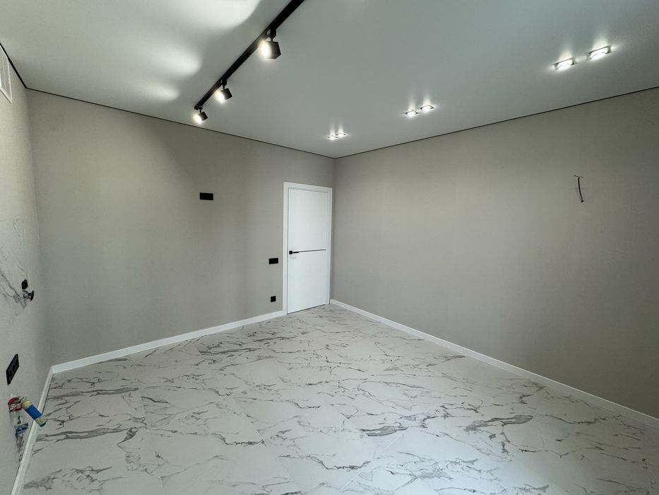 Квартира з ремонтом в ЖК Емоція