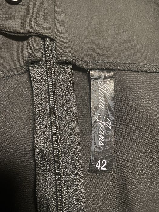 Спідниця класична, офісна, чорна, форма «олівець»