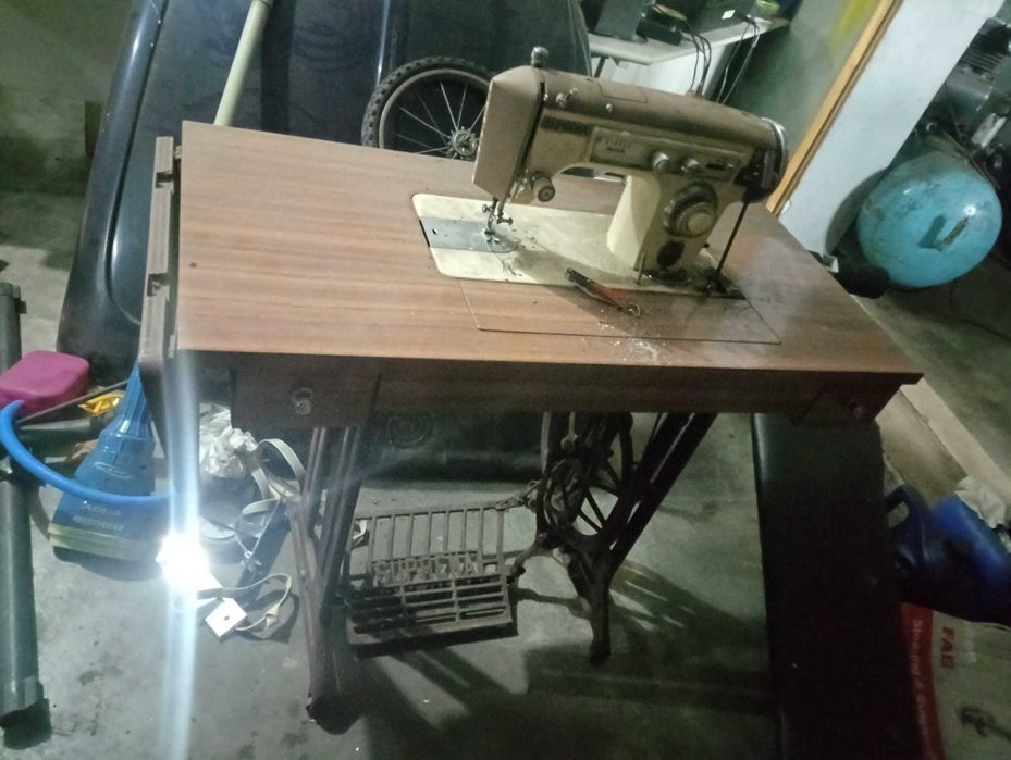 Máquina de costura