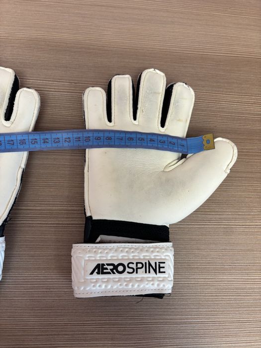 Дитячі воротарські рукавиці Sondico Aerospine Junior, роз. 5,із захистом пальців.