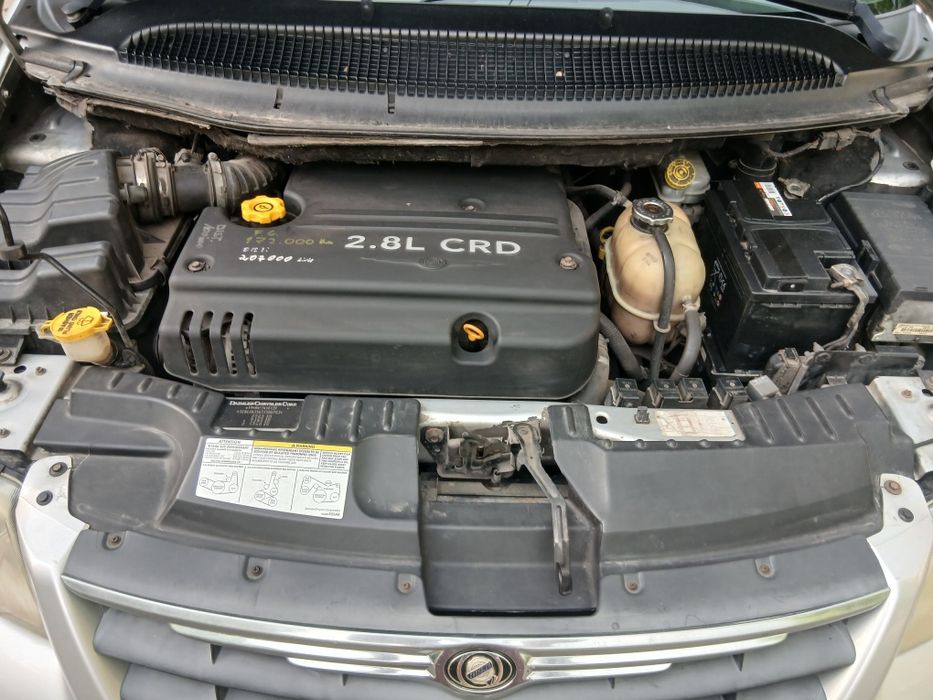 Продам  CHRYSLER  Grand  VOYAGER  2.8  td  АКПП