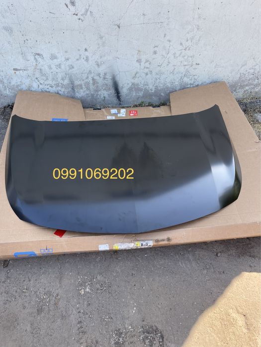 Chevrolet Bolt EUV капот