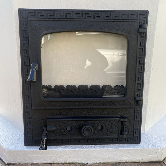 Роздільні,Дверці зі склом,дверка до грубки, печная дверца.пічні дверки