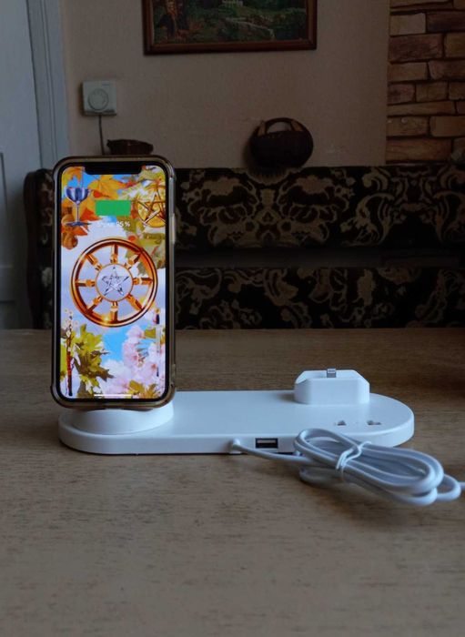 Беспроводная станция, зарядка 4 в 1.