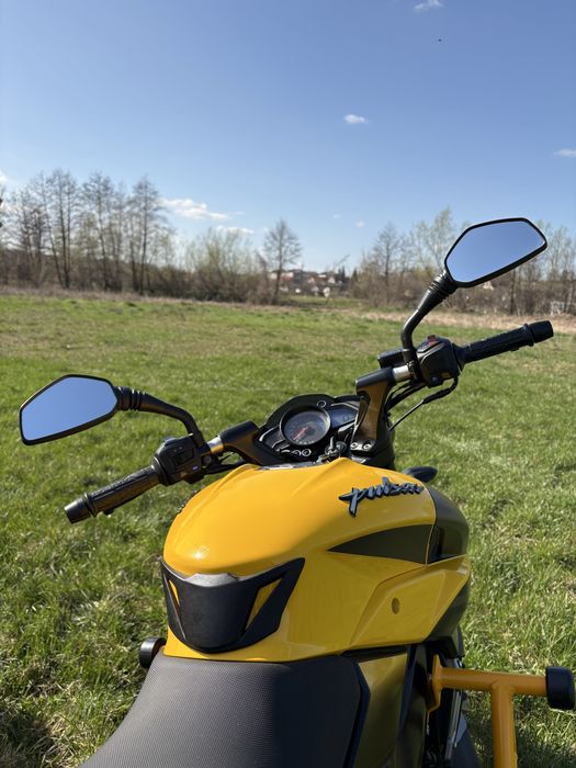 Bajaj Pulsar NS 200