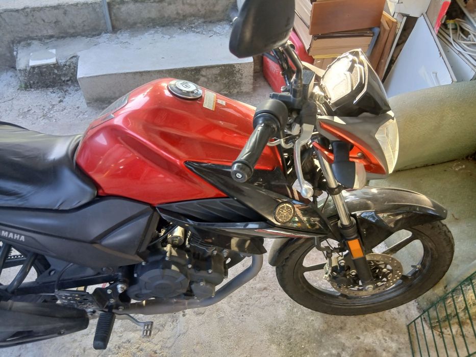 Vendo uma Yamaha  YS 125