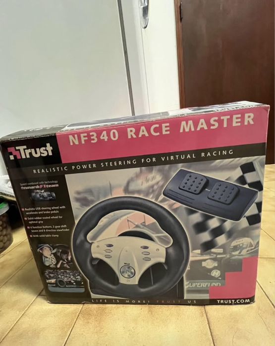 Volante + Pedais Trust NF340 Race Master