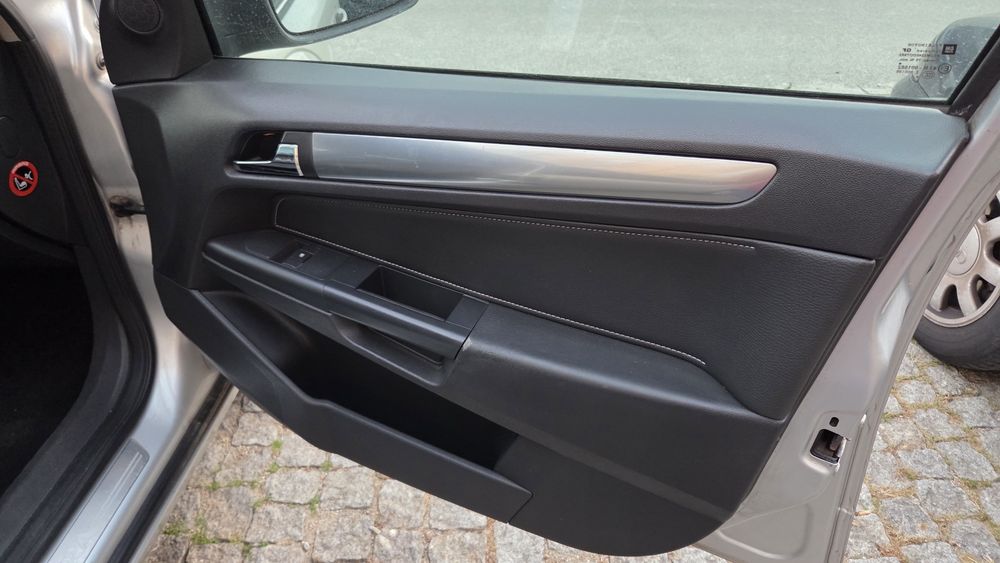Opel Astra Caravan