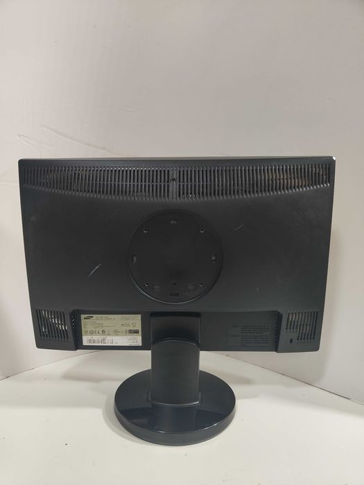 Monitor Samsung SyncMaster 943NWX, de 19''
