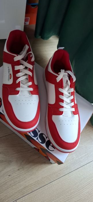 Buty sportowe Ellesse r43