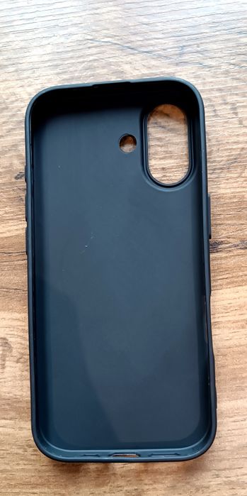 Etui na iPhone 17