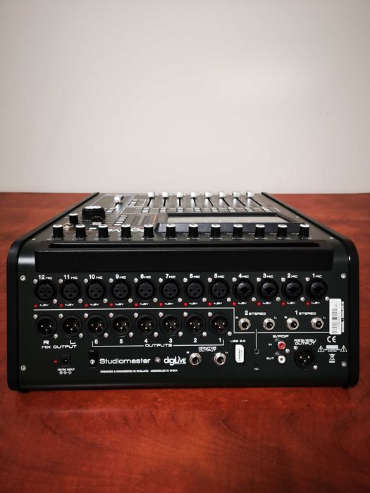 Studiomaster DIGILIVE 16- Mikser Cyfrowy
