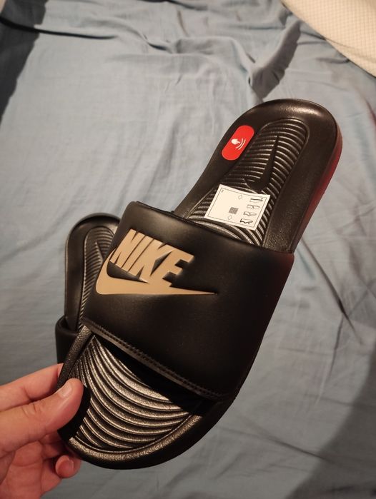 Chinelos Nike Victori	 11 NOVOS 11