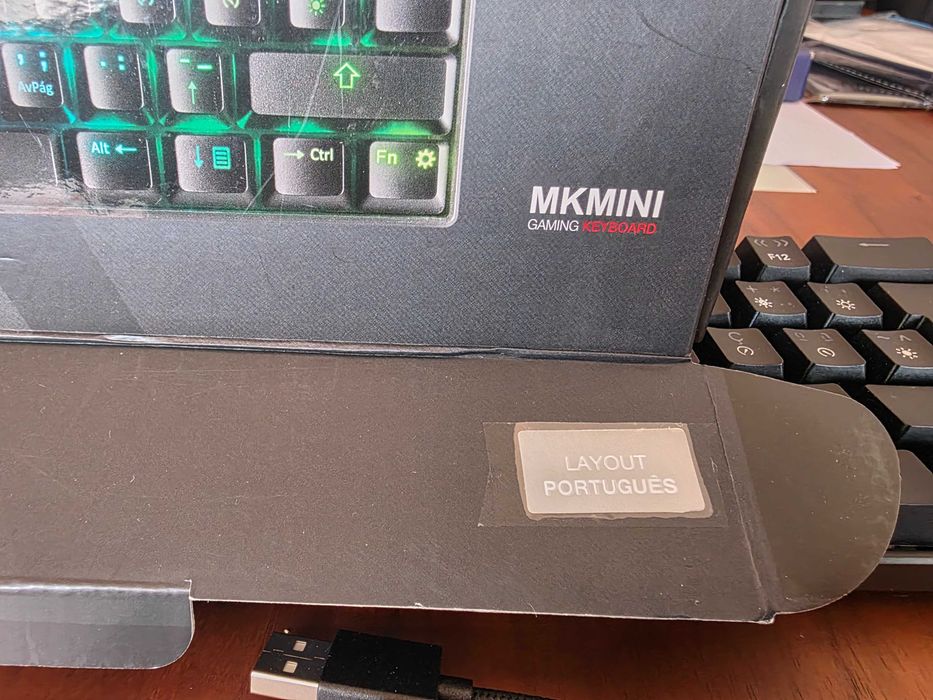 Teclado Mecânico Gamer 60% Mars Gaming RGB MKMINI (Layout PT - Novo)