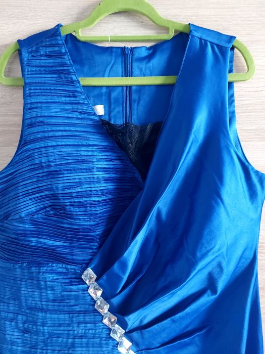 Elegancka Sukienka roz. 48, piękny kolor