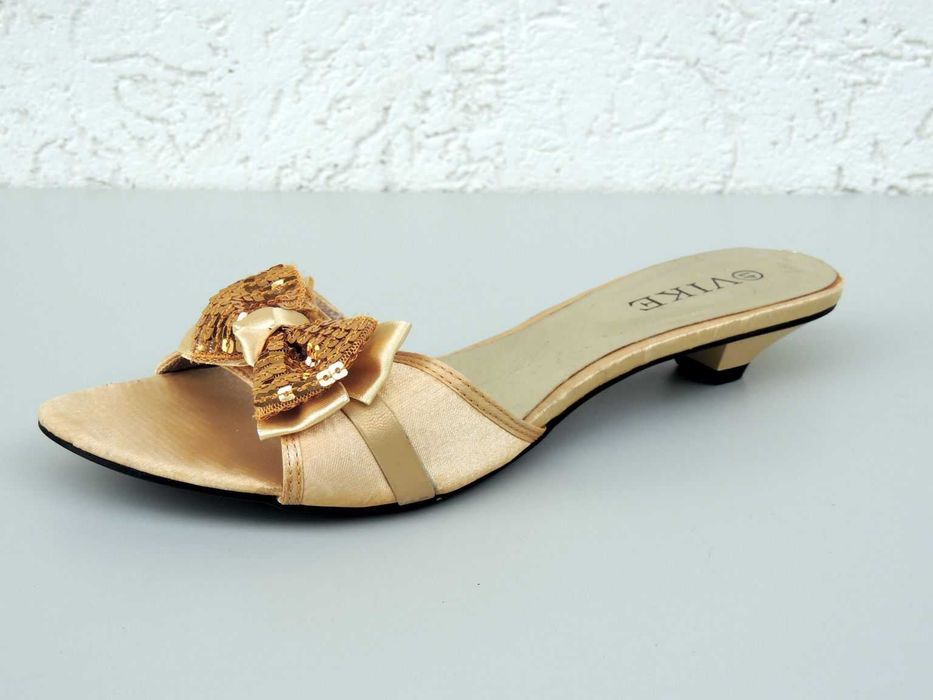 Złote klapki "VIKE" rozmiar 40,5